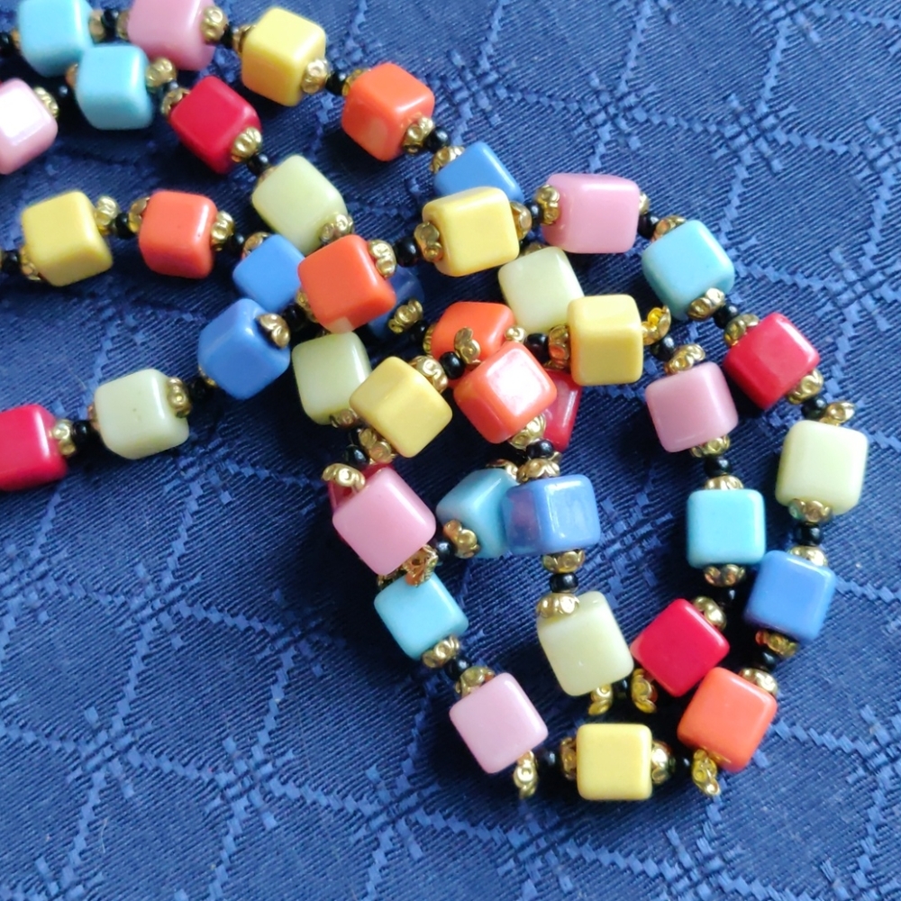 VTG Czech bead strand (#198) - Picture 5 of 6